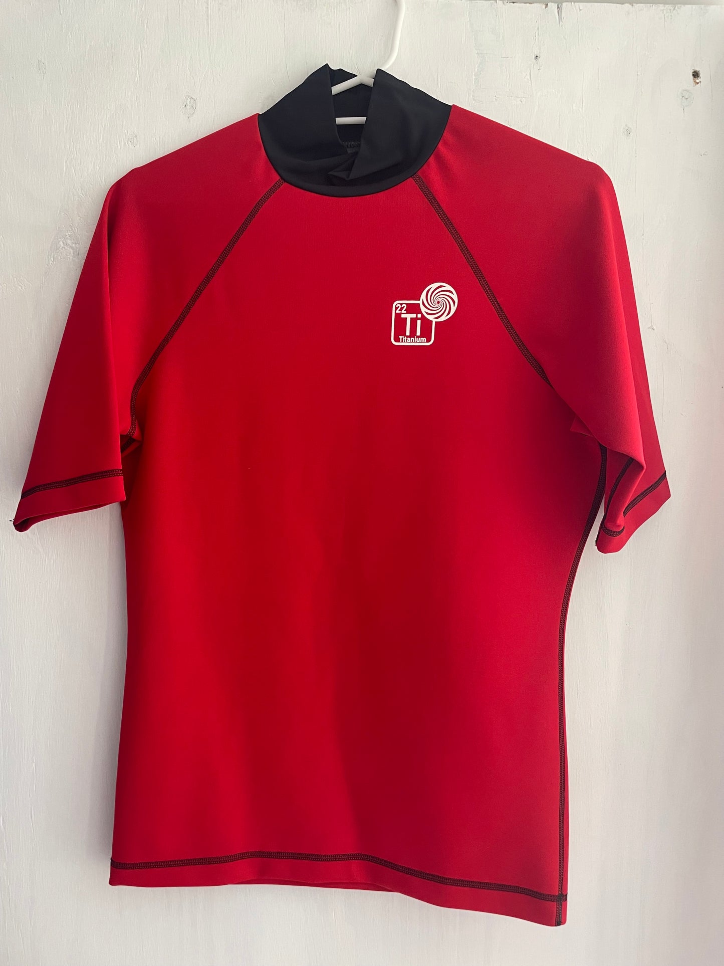 Mens and Womens Titanium Vest